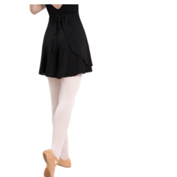Daydance Ballet Wrap Skirt Black Mini Skirt for Dancing - Picture 2 of 8